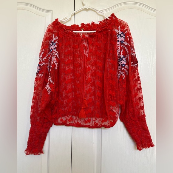 Red Floral Lace Women's Top - Picture 3 of 10